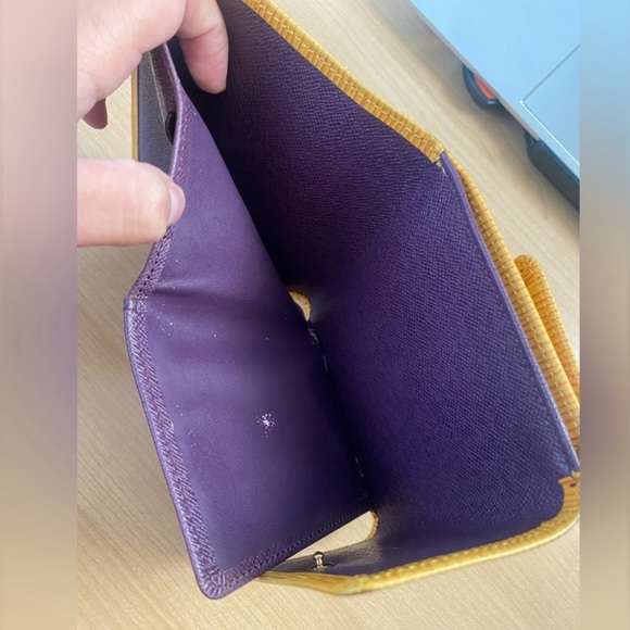 Louis Vuitton Yellow Epi Leather Wallet SP0996 - Picture 6 of 9